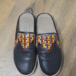 L'Artiste Black‎ and Multicolor Flats